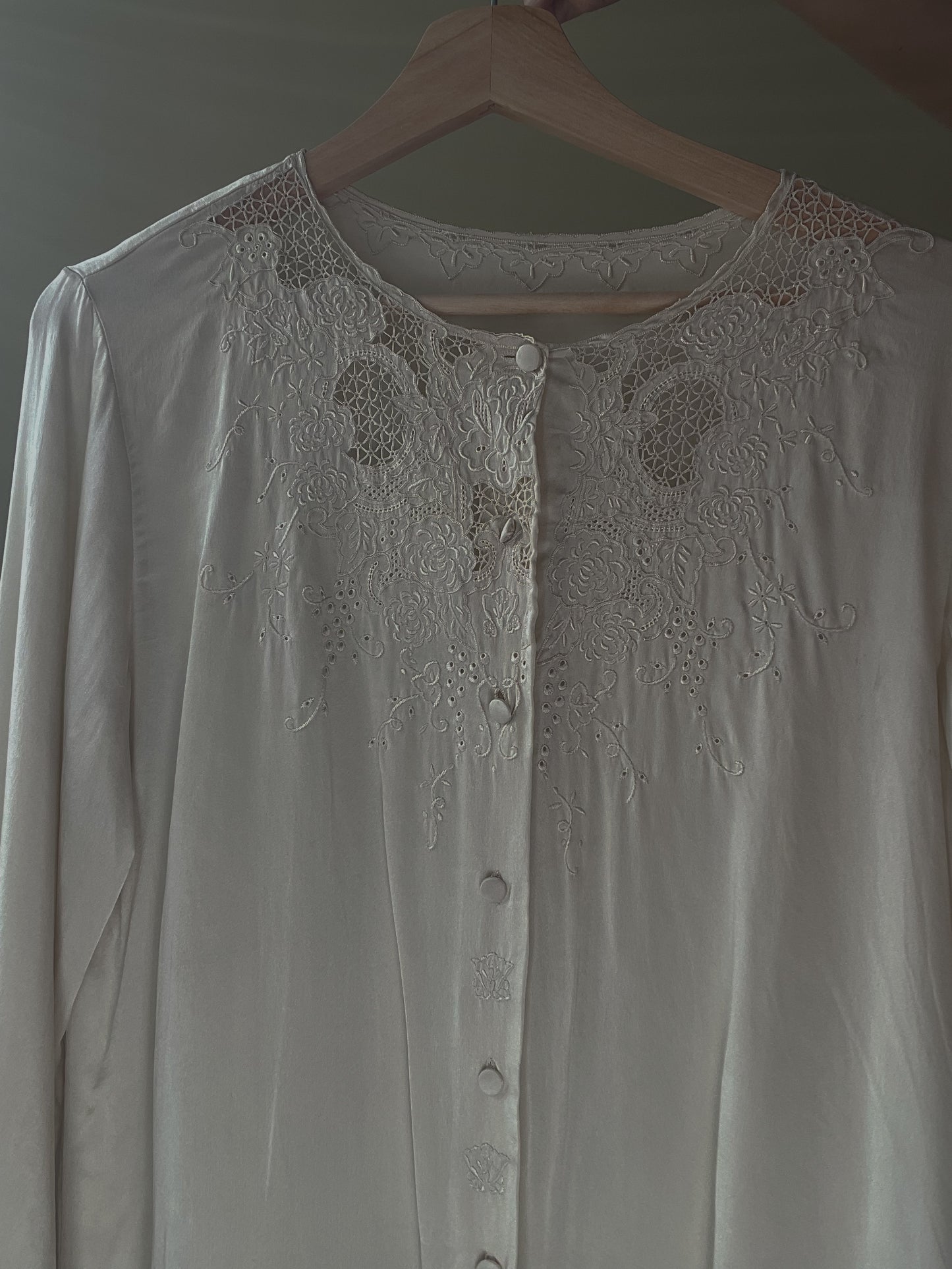 Vintage Cream Satin Silk Embroidered Collarless Top