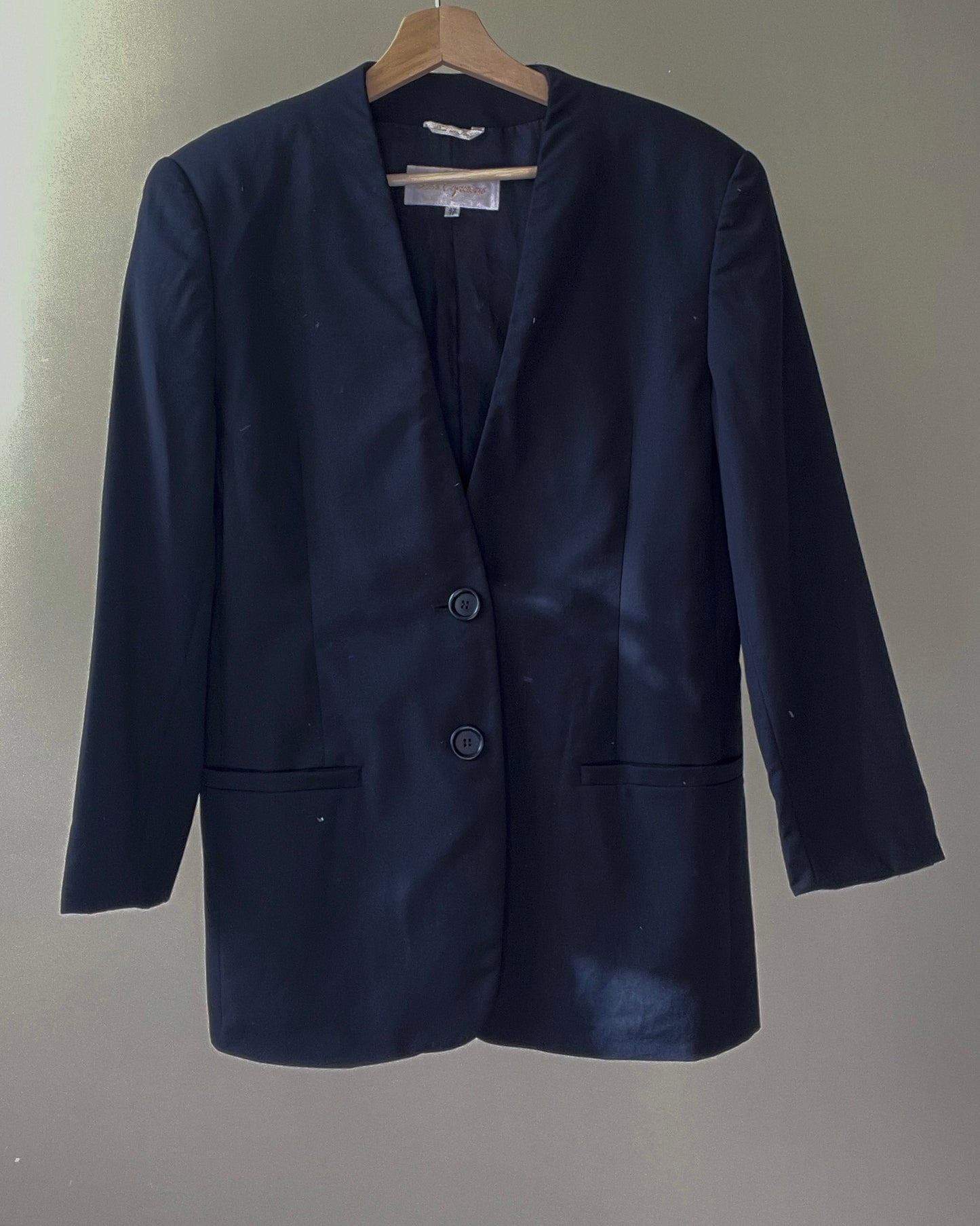 Vintage Designer Les Copains Collarless Feminine Navy Blazer