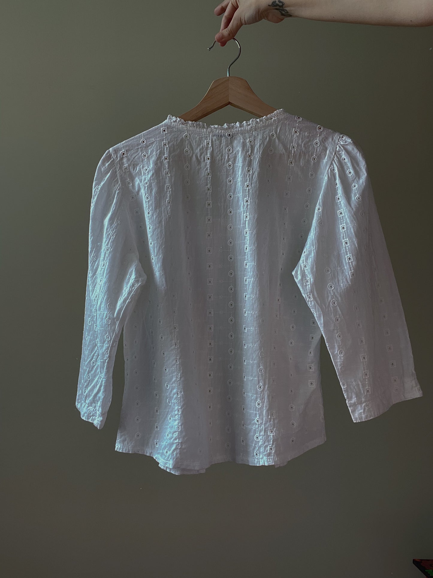 Vintage White Embroidered 3/4 Sleeve Corset Top