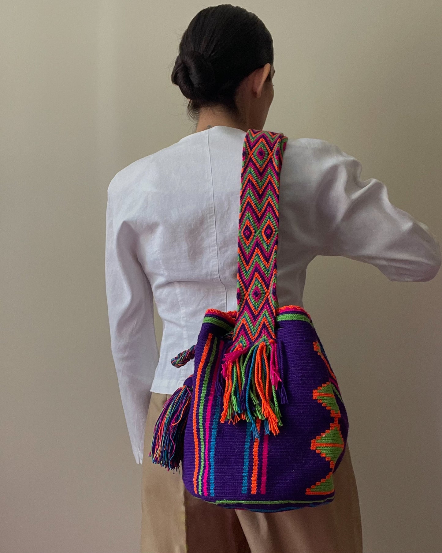 Vintage Colombian Mochila Bucket Shoulder Bag