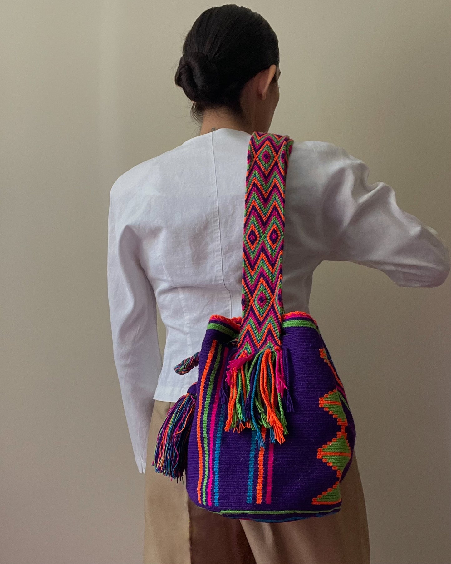 Vintage Colombian Mochila Bucket Shoulder Bag