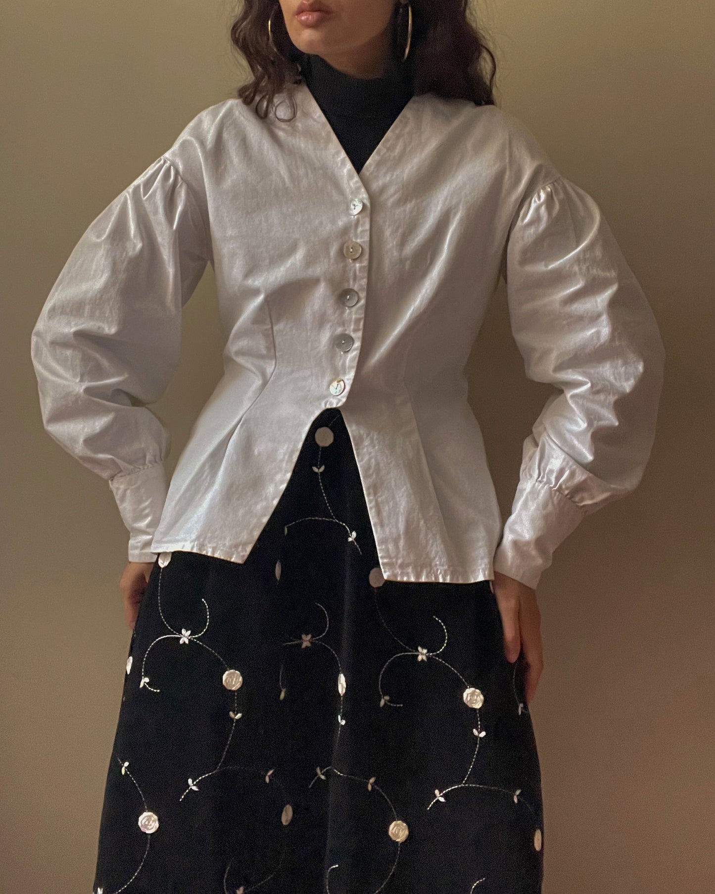 Vintage White Cotton Feminine Top