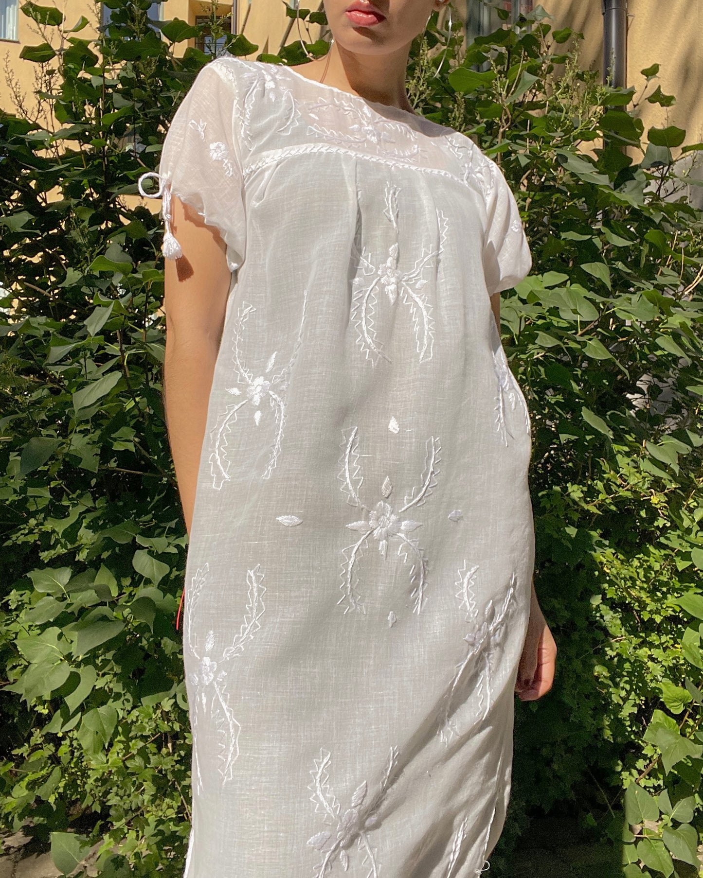 Vintage Embroidered Mexican Cotton Nightgown