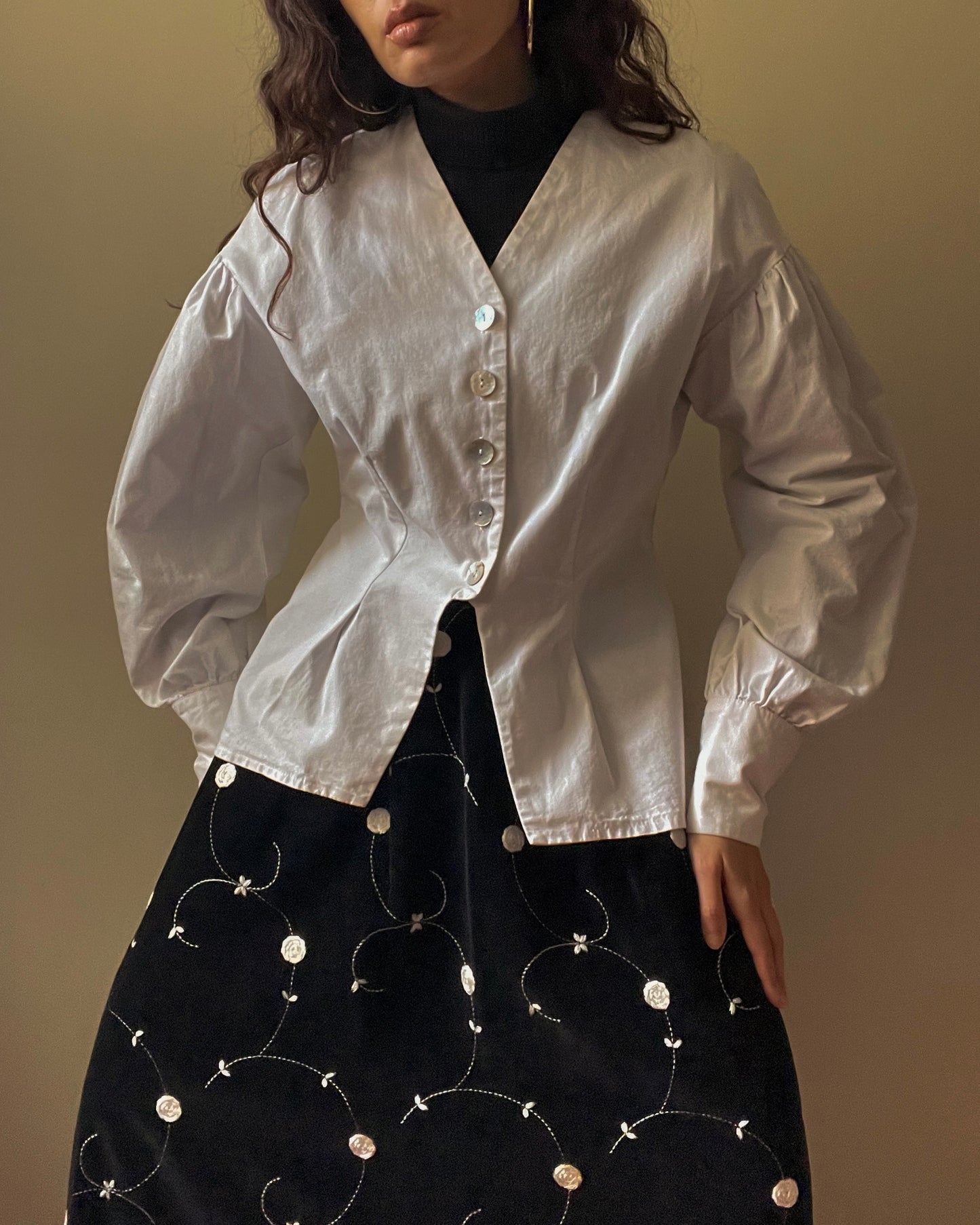 Vintage White Cotton Feminine Top