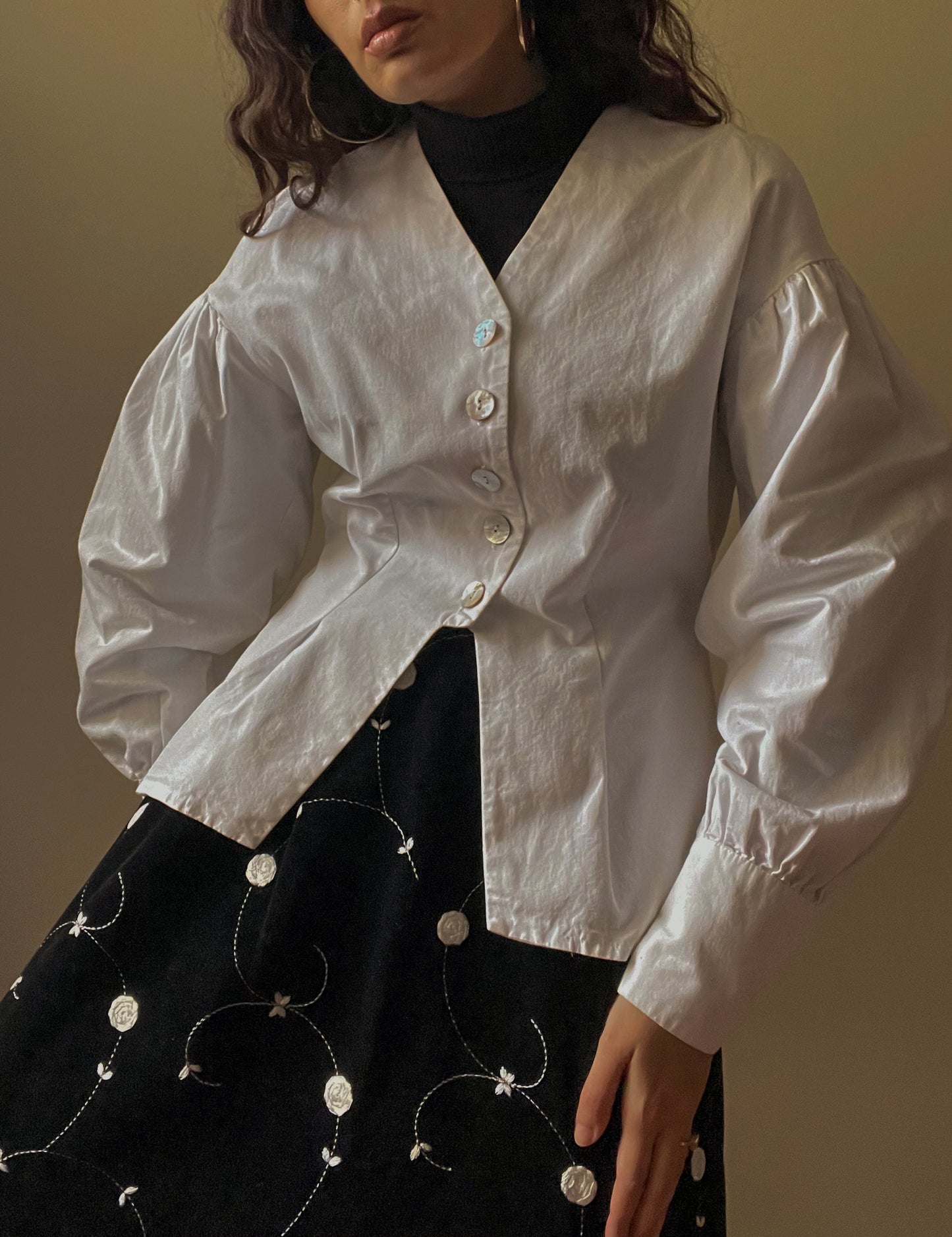 Vintage White Cotton Feminine Top