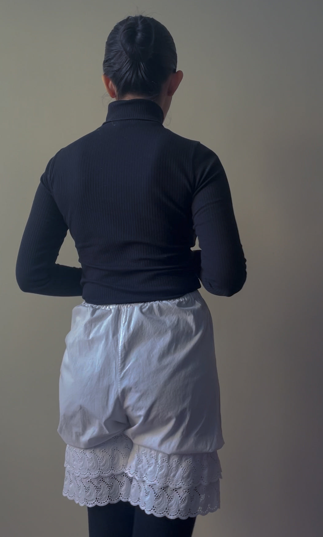 Antique White Cotton Feminine Lace Bloomer Crop Pants