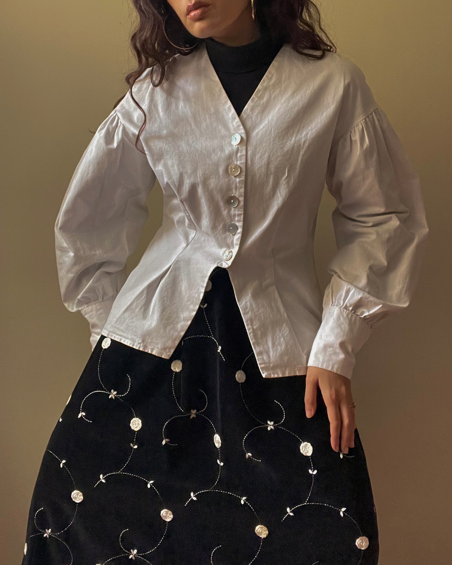 Vintage White Cotton Feminine Top
