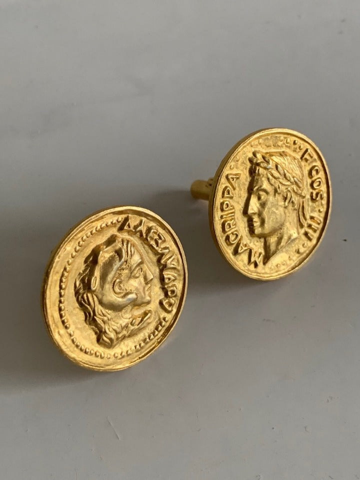Suit of Lights Gorgeous Vintage Oversized Gold Plated Cufflinks Image 1