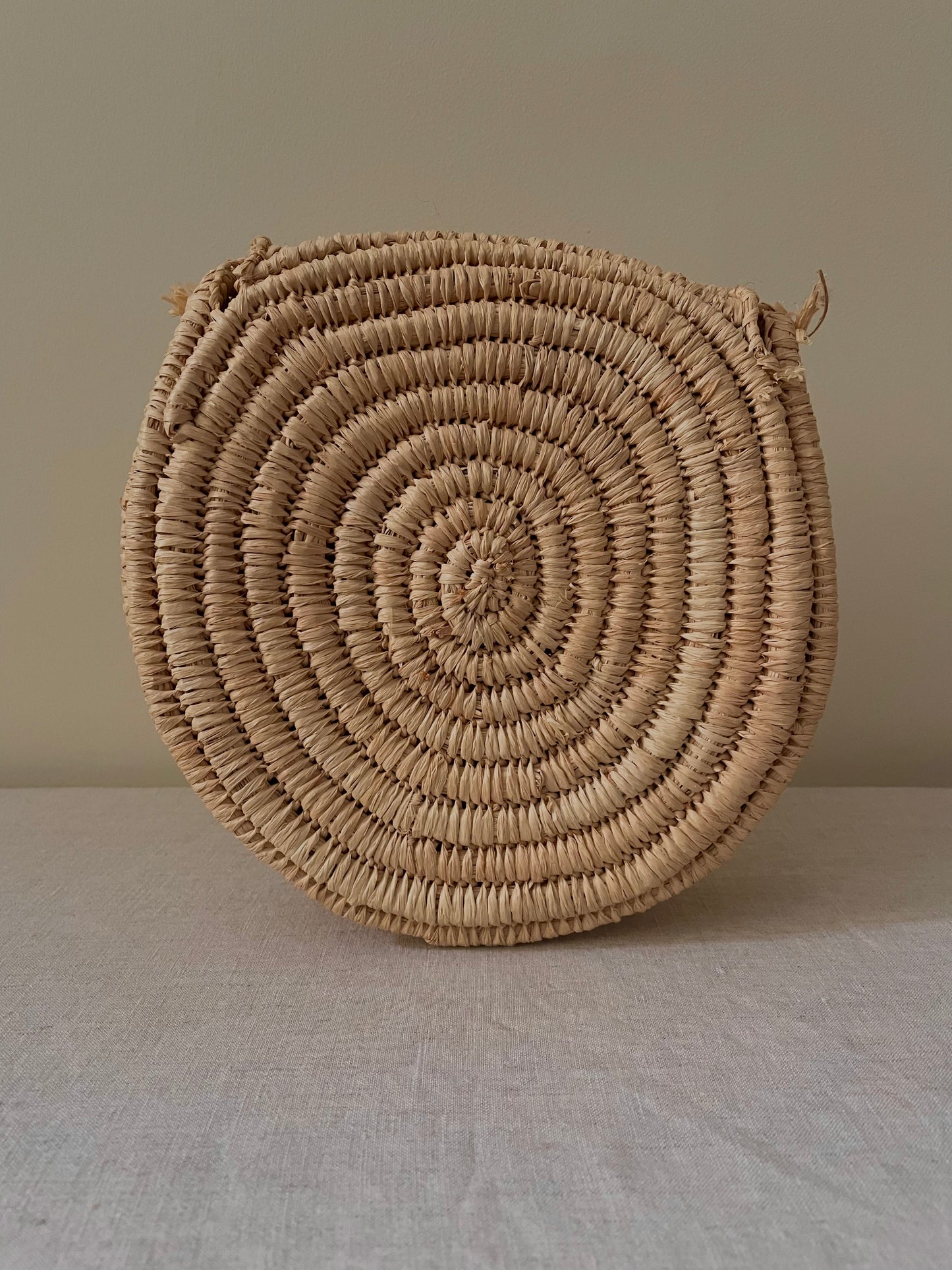 Vintage Straw Round Crossbody